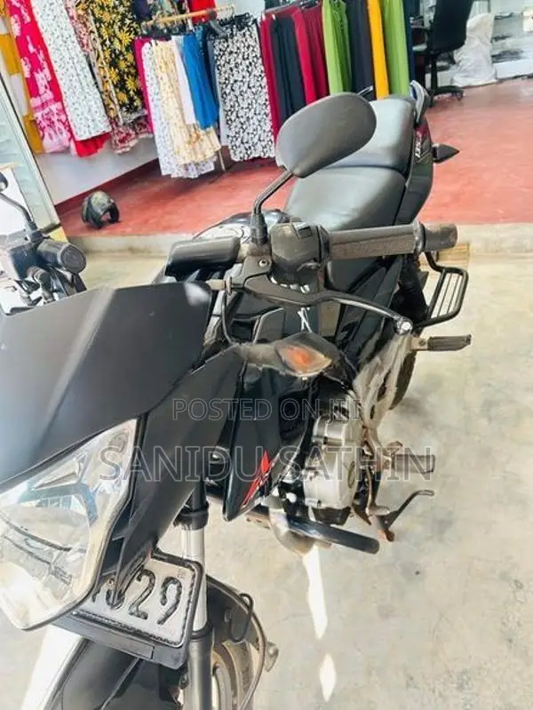 Bajaj Pulsar 135 LS 2016