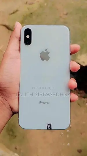 Apple iPhone XS (Used)