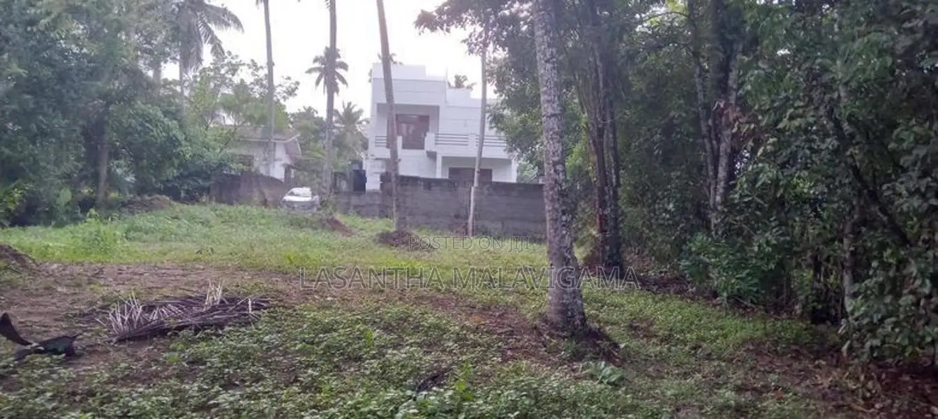 35 perch Land for sale in Athurugiriya Jayanthi Road