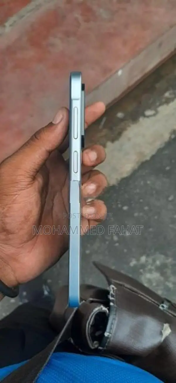 Samsung Galaxy A17 (Used)