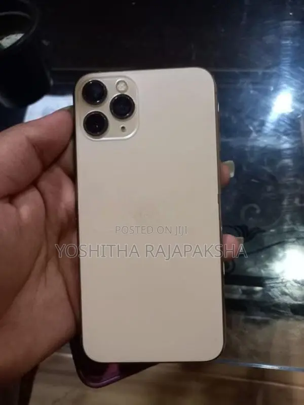 Apple iPhone 11 Pro (Used)
