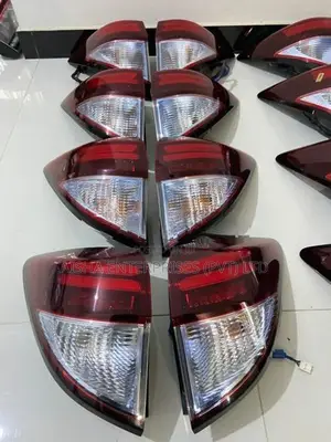 Honda Vezel Ru3 Tail Lamp