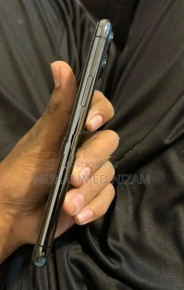 Apple iPhone 11 Pro (Used)