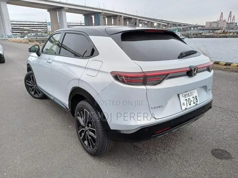 Honda Vezel Z Play Premium 2026