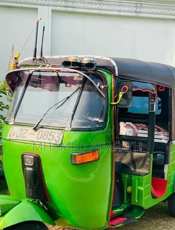 Bajaj RE 2003