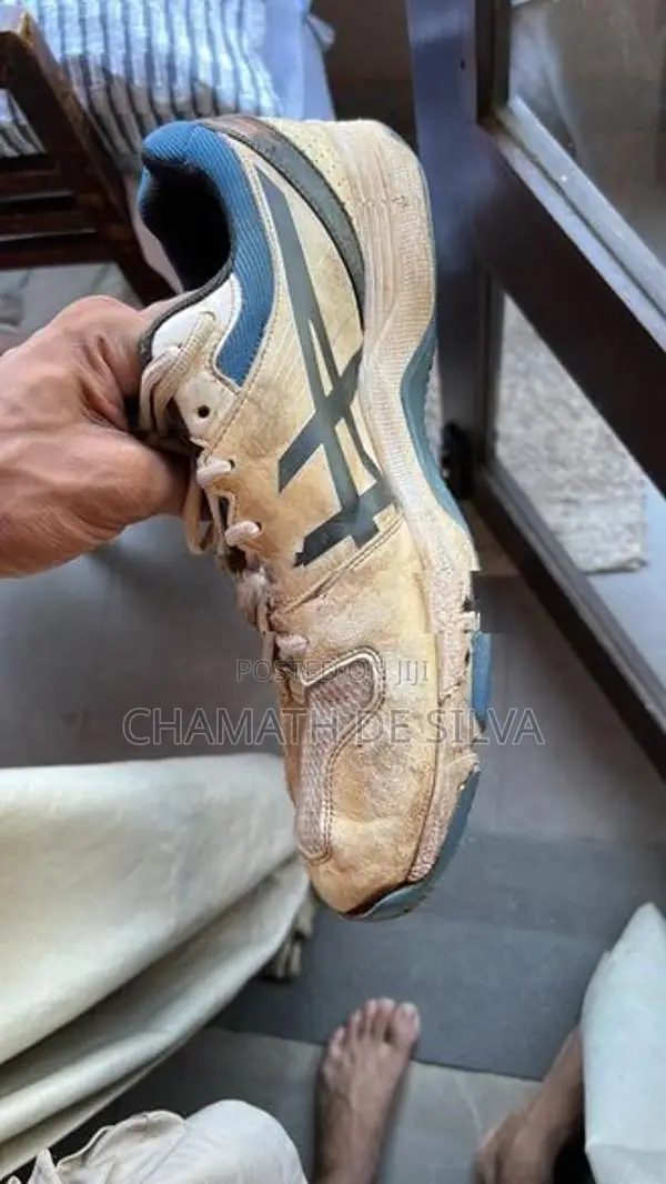 Ascics Cricket Shoes