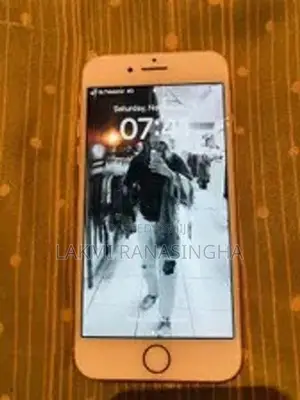 Apple iPhone 8 (Used)