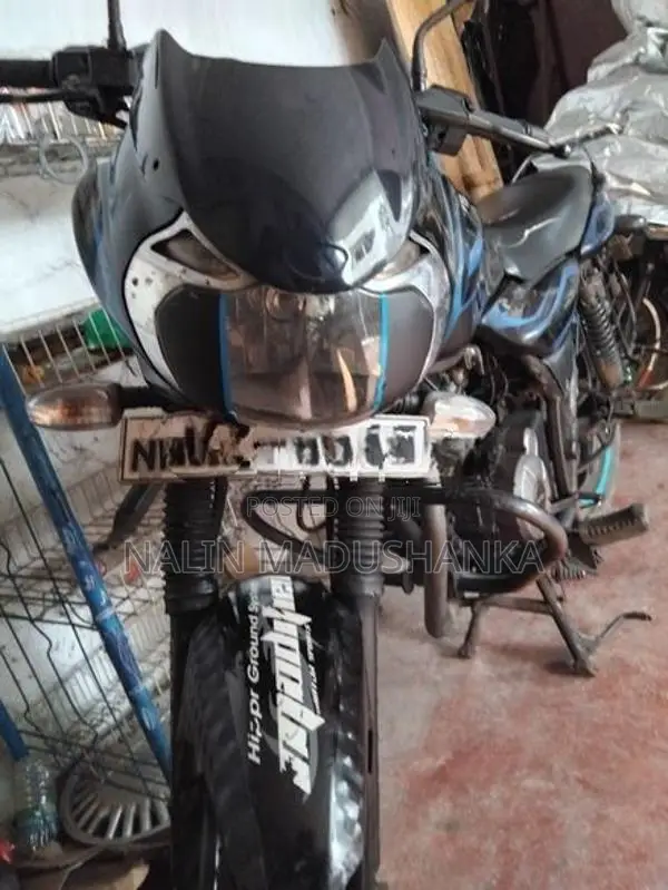 Bajaj Discover 2010