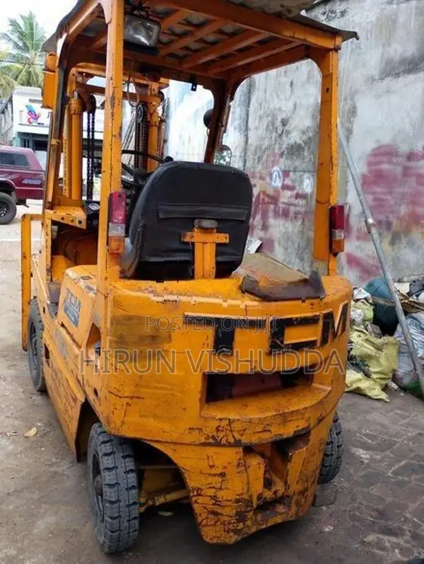 CAT TCM Forklift