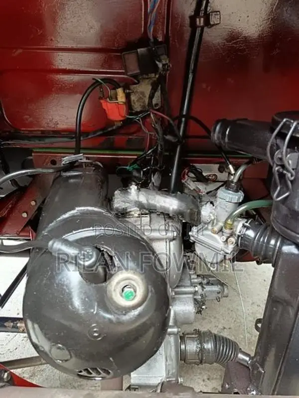 Bajaj RE 2007