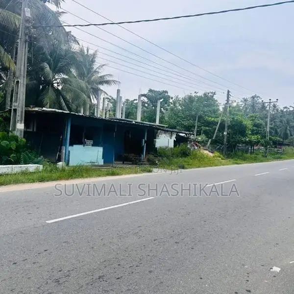 අංගම්පිටිය භූමියක් විකිණීමට