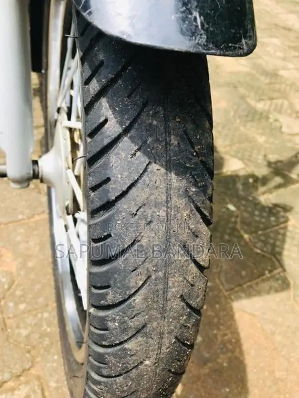 Bajaj CT100 2010