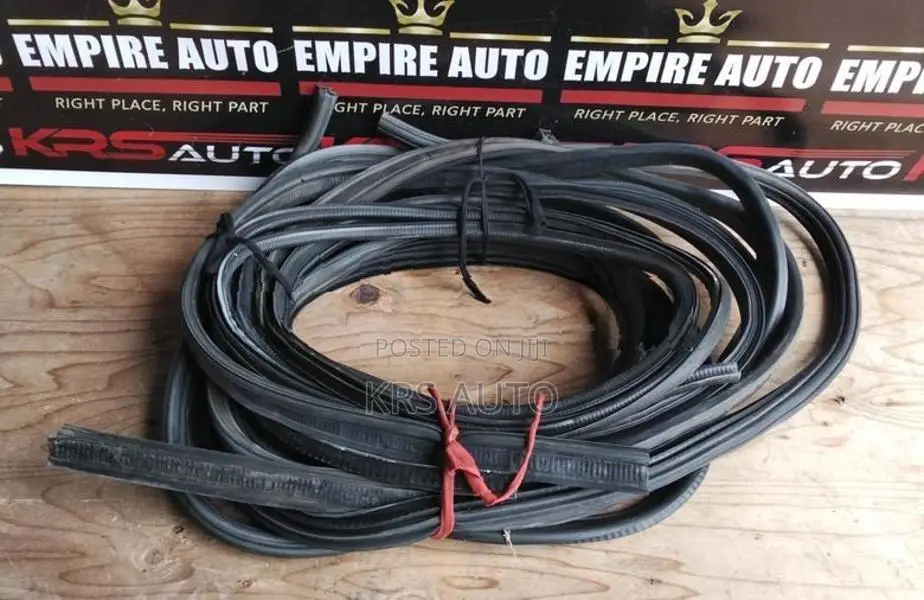 Suzuki Every DA 64 Beading
