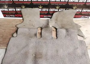 Suzuki Every DA 64 Carpet Set