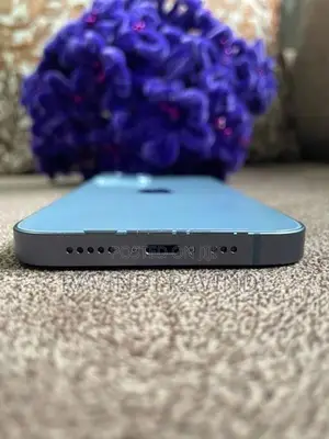Apple iPhone 14 (Used)