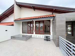 Architect-Designed Super Luxury House for Sale – Battaramulla