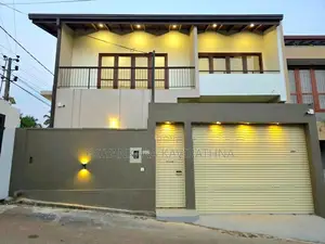 Mordern Two Storied House For Sale - Piliyandala