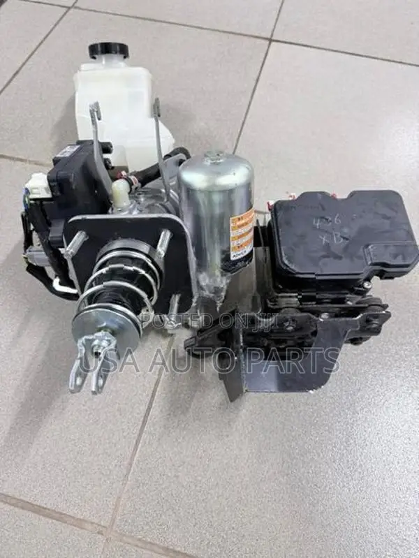 Nissan X Trail HNT32 XB ABS Unit