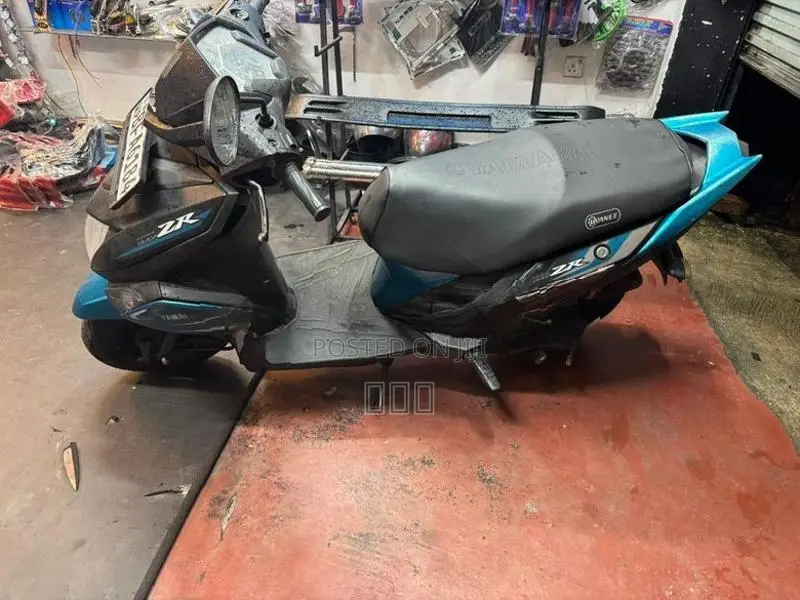Yamaha RayZR 2017