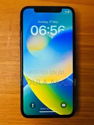 Apple iPhone X (Used)