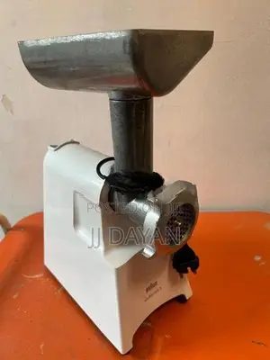 Meat Grinder Machine