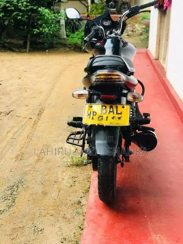 Bajaj Discover 125 2015