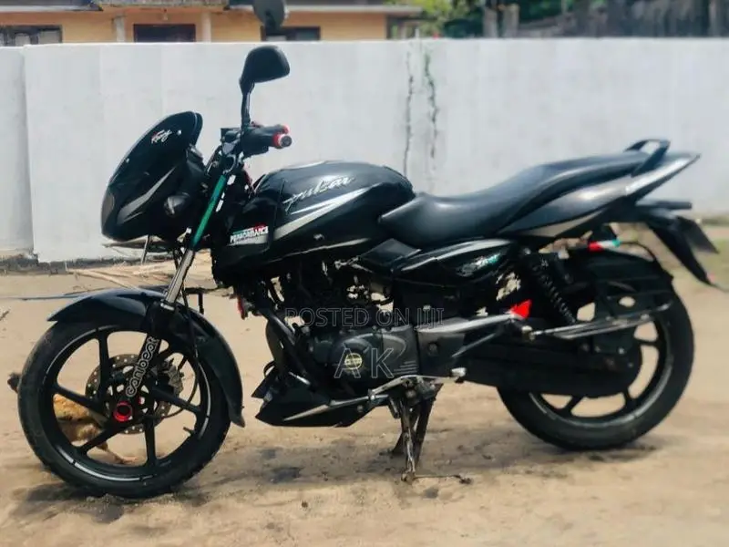 Bajaj Pulsar 150 2018