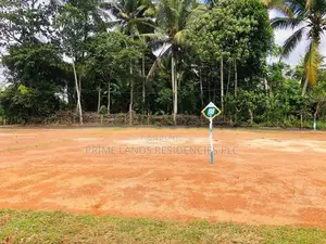 Land for sale in Homagama kiriwaththuduwa