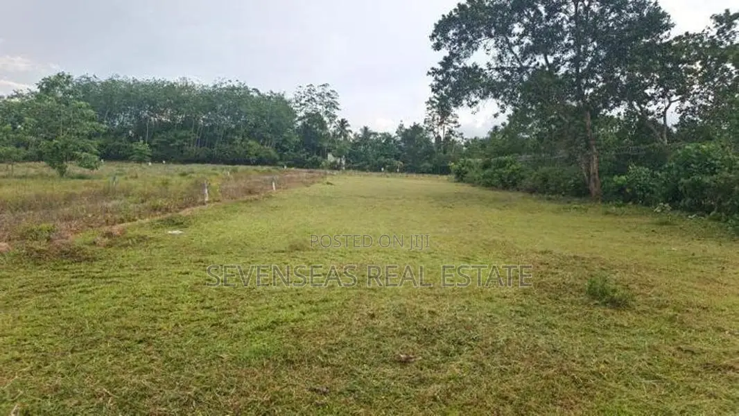 Residential Land for Sale in Eheliyagoda