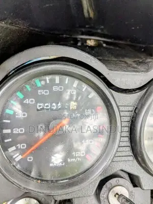 Bajaj CT100 2015