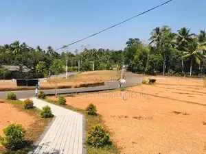 Land for sale in Homagama kiriwaththuduwa