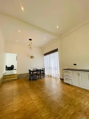 Luxury Apartment in Dehiwela