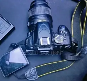 Nikon D 5100