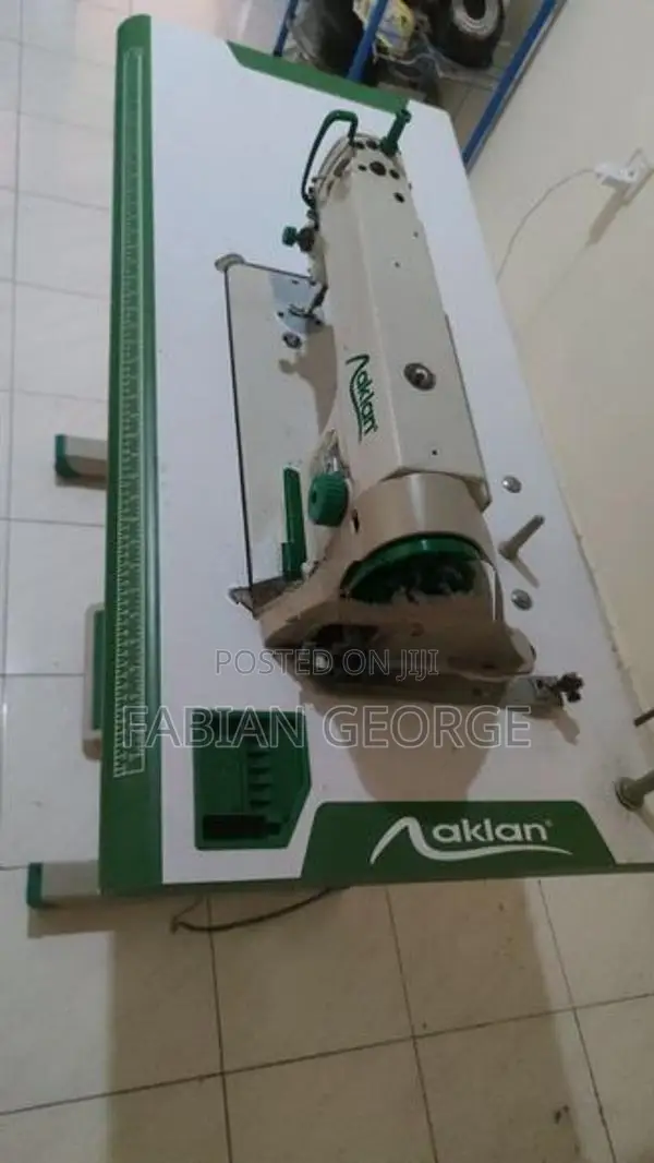 Aaklan Sewing Machine