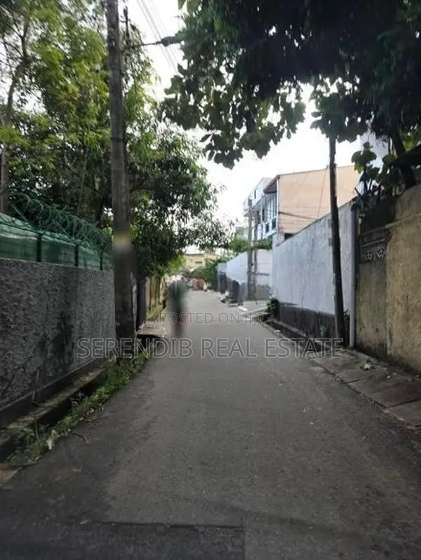 13 Perches Land Sale With House in Dehiwala Kawdana Pallidora Road