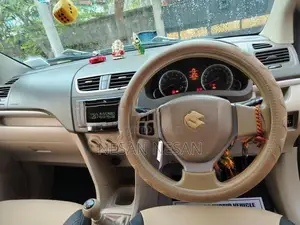Suzuki Ertiga LXI 2013