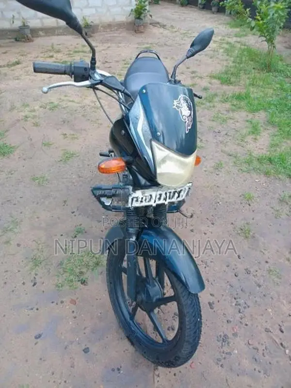 Bajaj Platina 2017