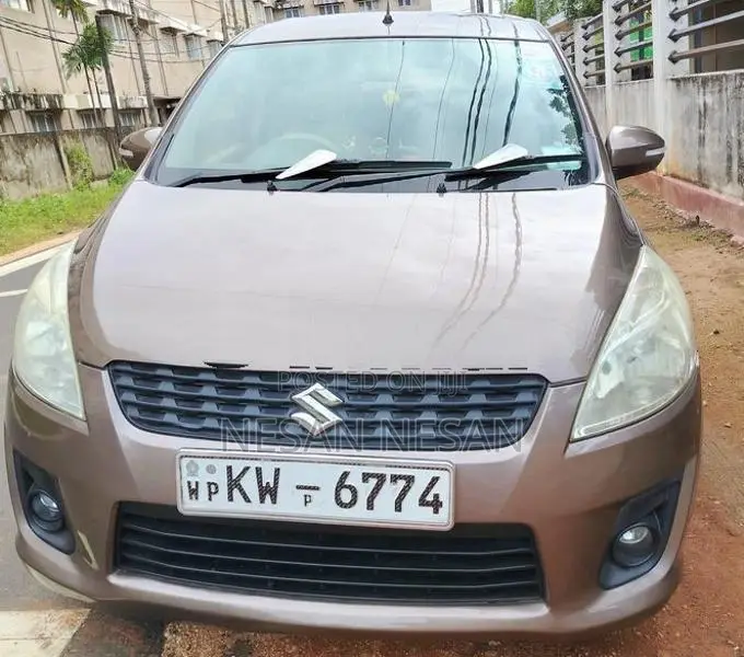Suzuki Ertiga LXI 2013