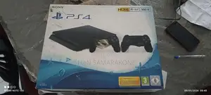 Sony PlayStation 4 (PS4) Slim