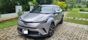 Toyota CHR NGX 50 2018