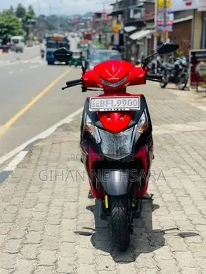 Honda Dio 2018