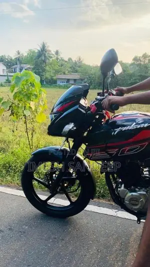 Bajaj Pulsar 150 2013