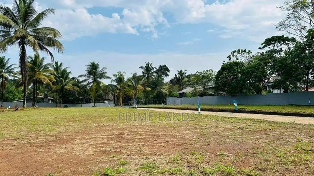Land For Sale Navil Fanandu Hospital