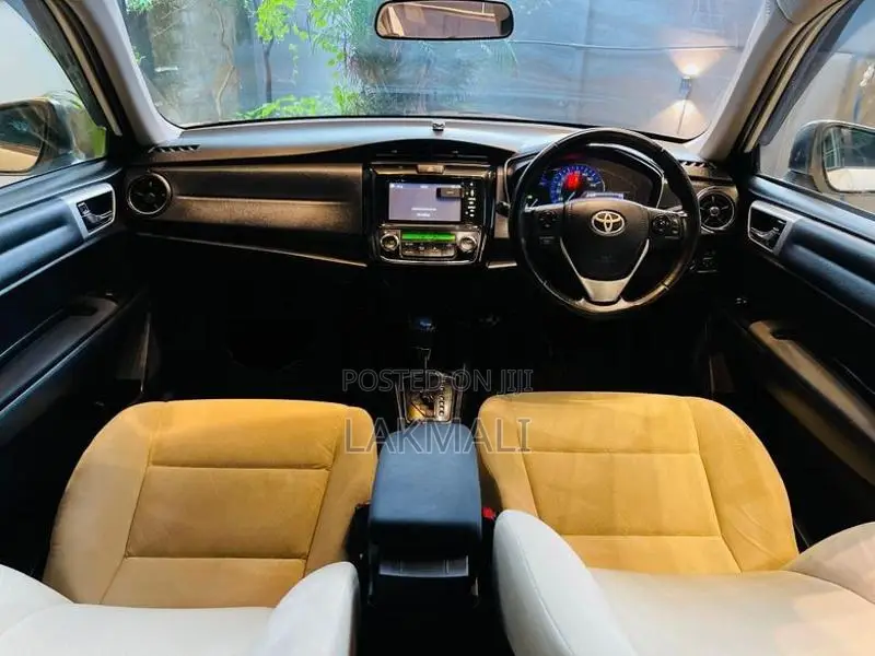 Toyota Axio 2017