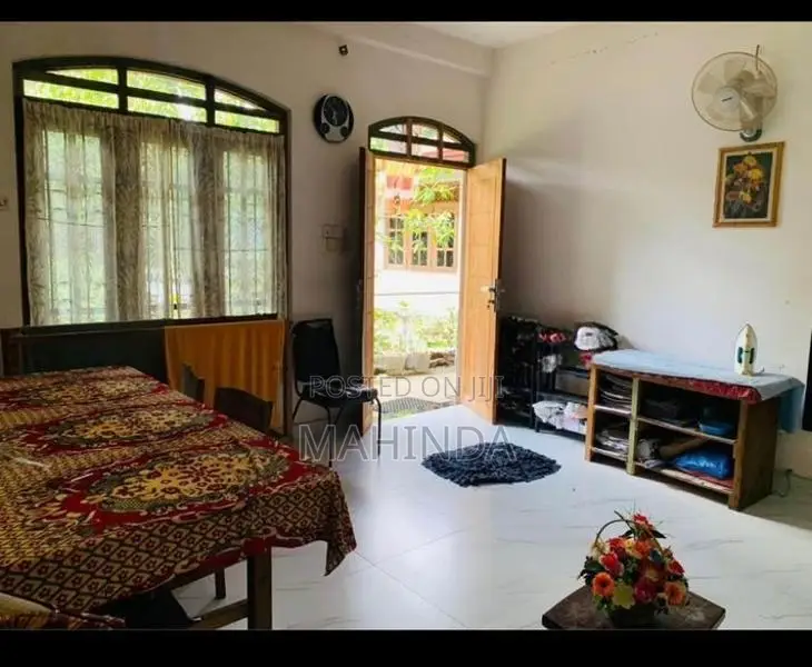 Boarding Rooms for Ladies in Nawinna Maharagama