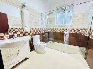 Spacious 4-Bedroom House for Sale – Thalawathugoda, Kalalgoda