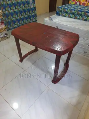 Plastic Dining Table