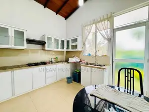 Spacious 4-Bedroom House for Sale – Thalawathugoda, Kalalgoda