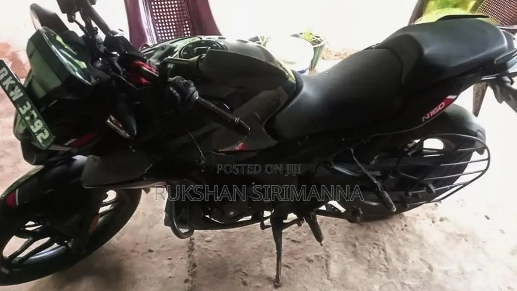 Bajaj Pulsar N160 2025