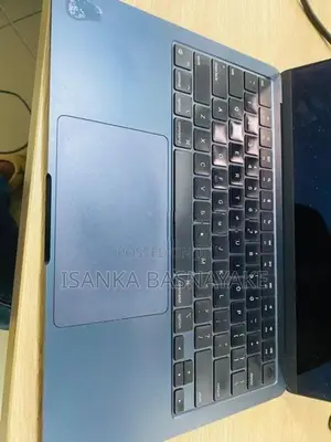 Apple MacBook Air M2